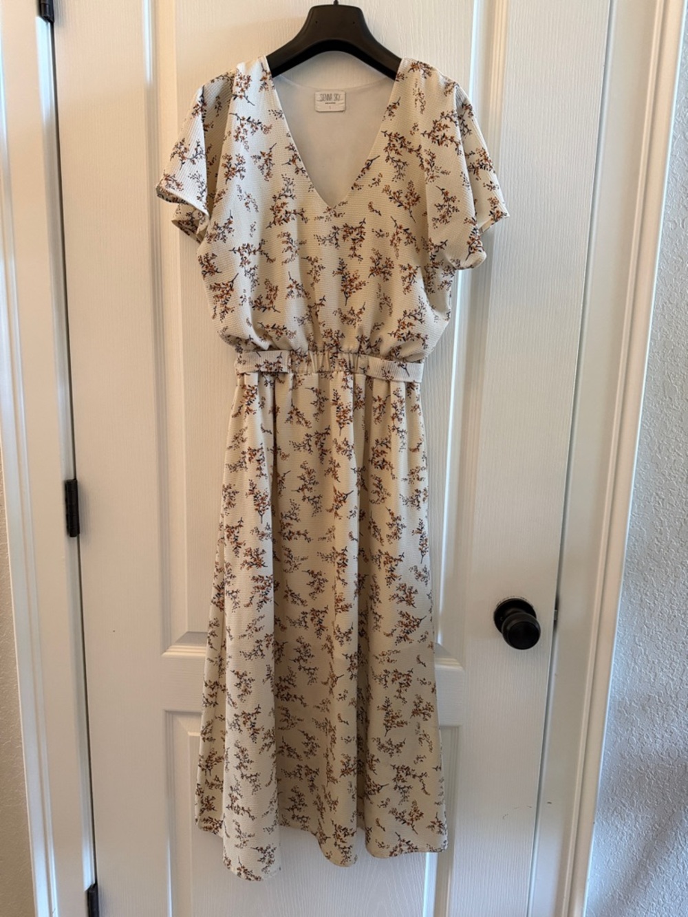 Sienna Sky Cream Maxi Dress with Brown Floral Sprigs